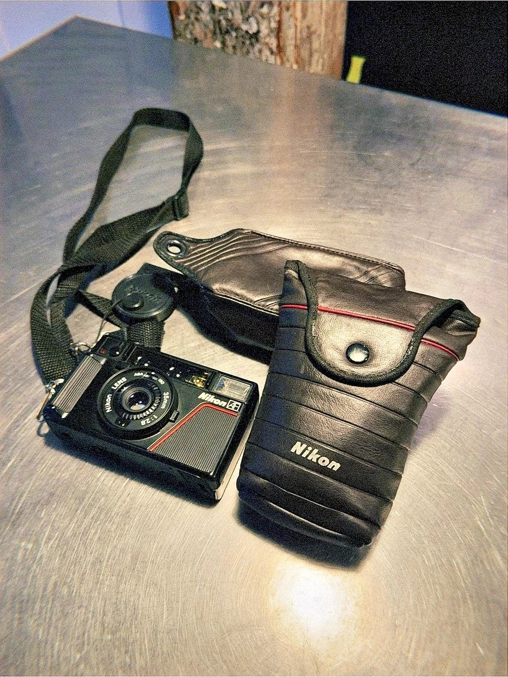 Authentic vintage Nikon CS-L35 Case - RARE
